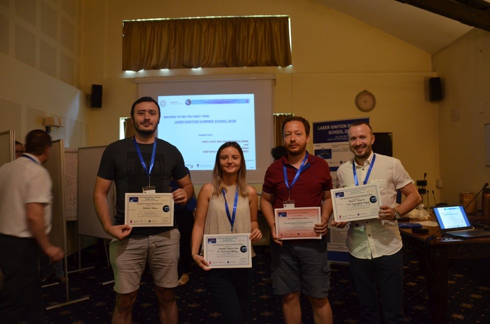 The winners of the poster contest and the special prize are presented; from left to right: Dr. ARJOCA Stelian, Mrs. CHIOIBASU Georgiana-Diana, Dr. YONTAR Ahmet Alper and Dr. VASILE Tiberius. (03a. LASIG-TWIN_LISS'17_Awards.JPG)